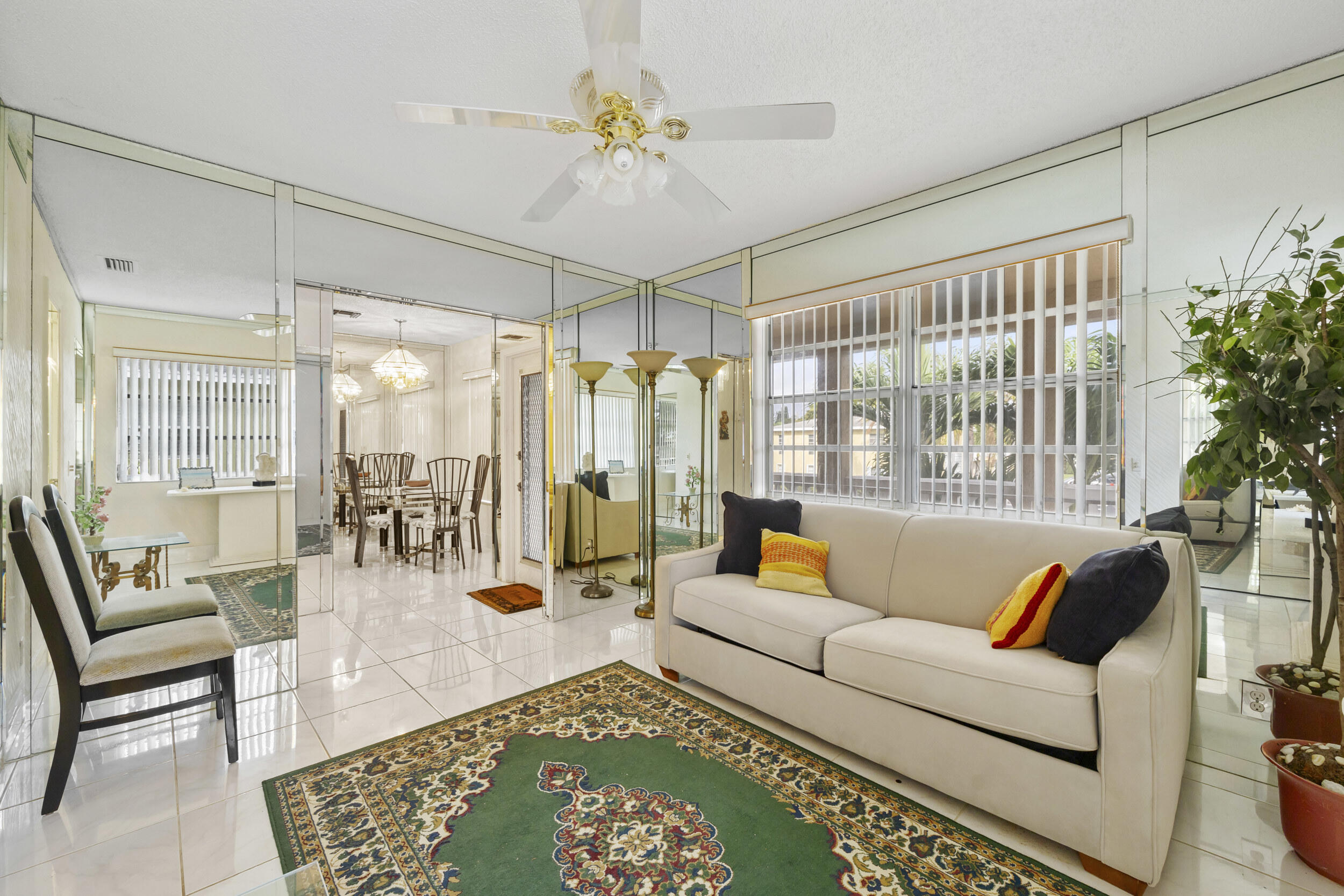 2530 Black Olive Boulevard 201