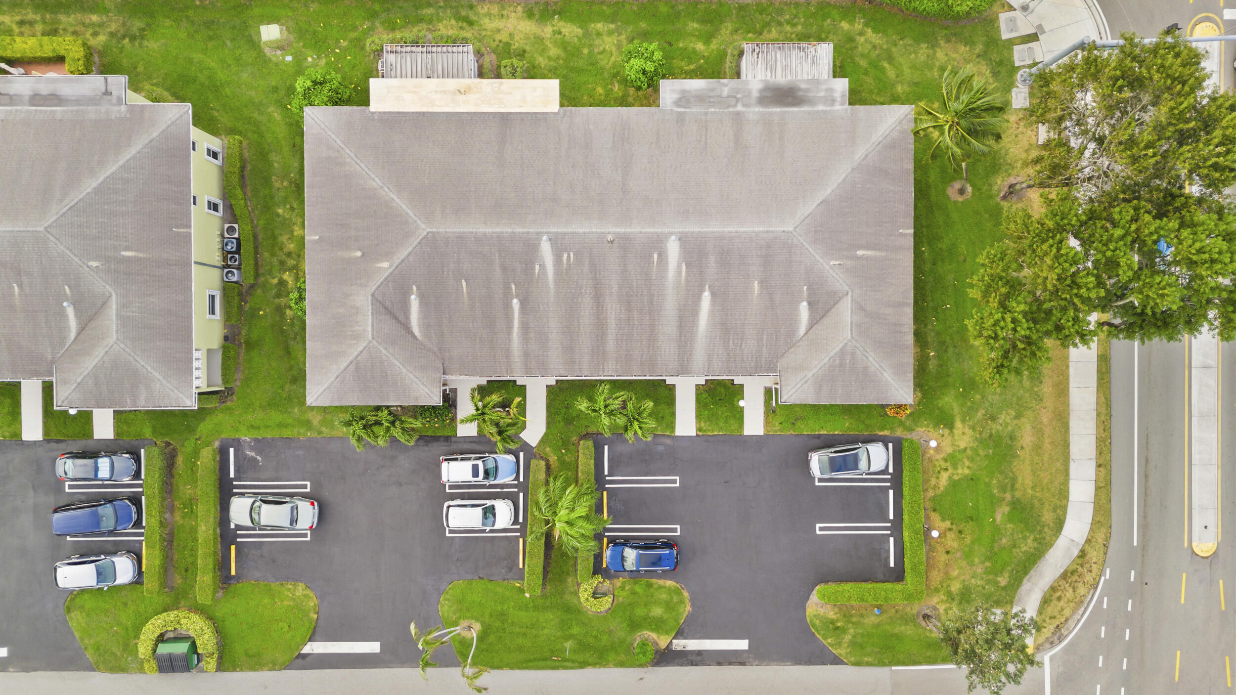 2530 Black Olive Boulevard 201