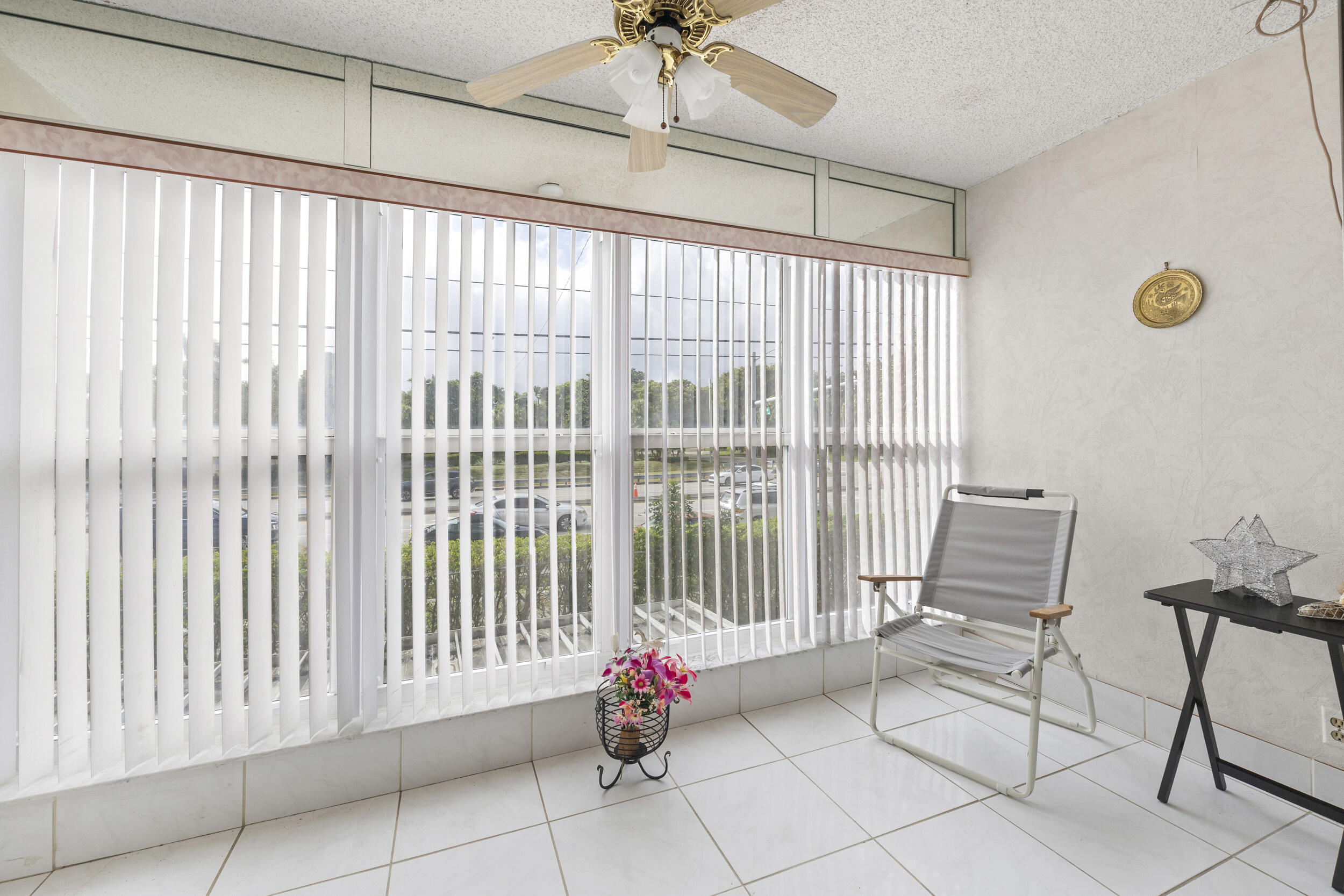 2530 Black Olive Boulevard 201