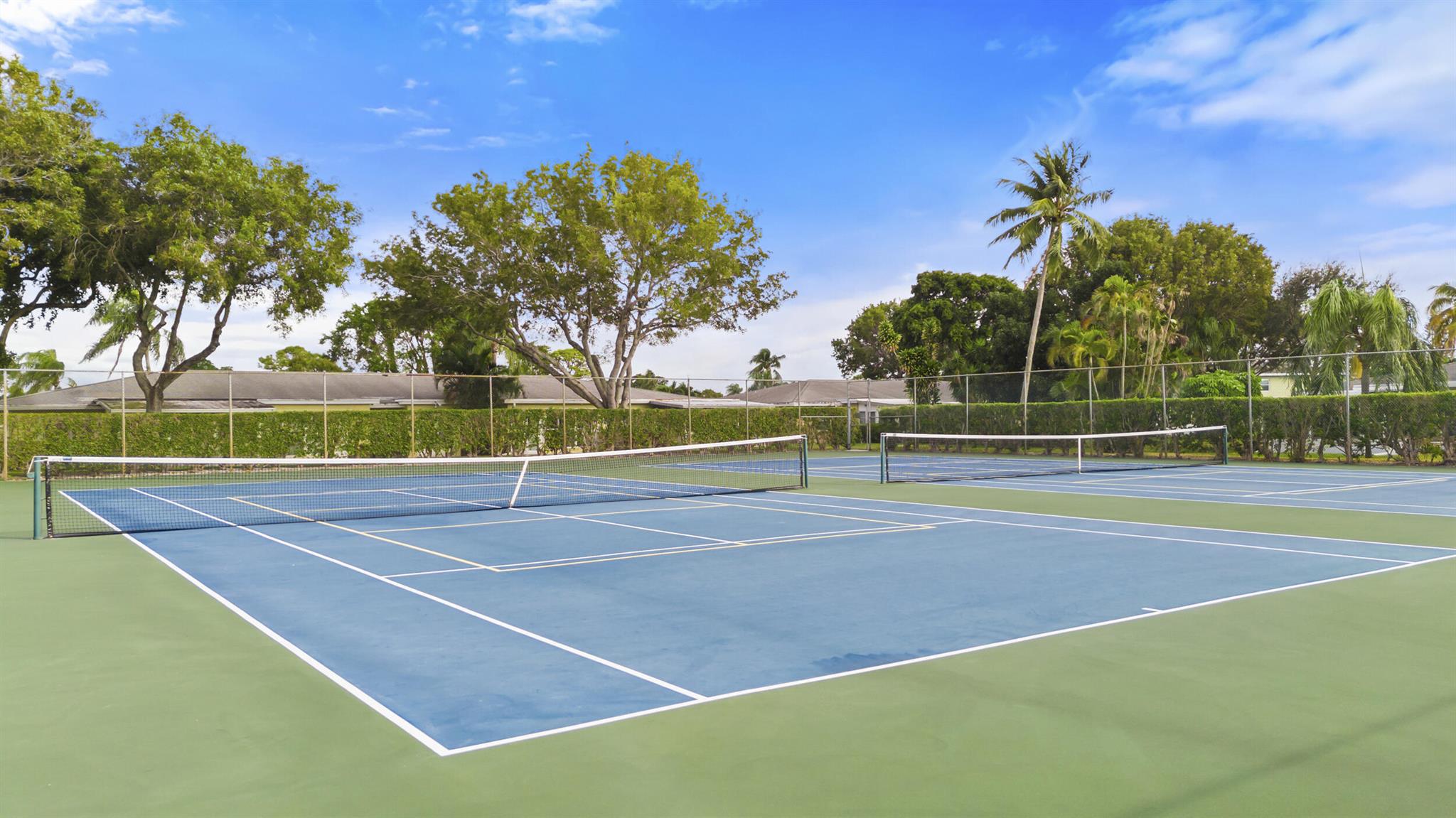 2530 Black Olive Boulevard 201