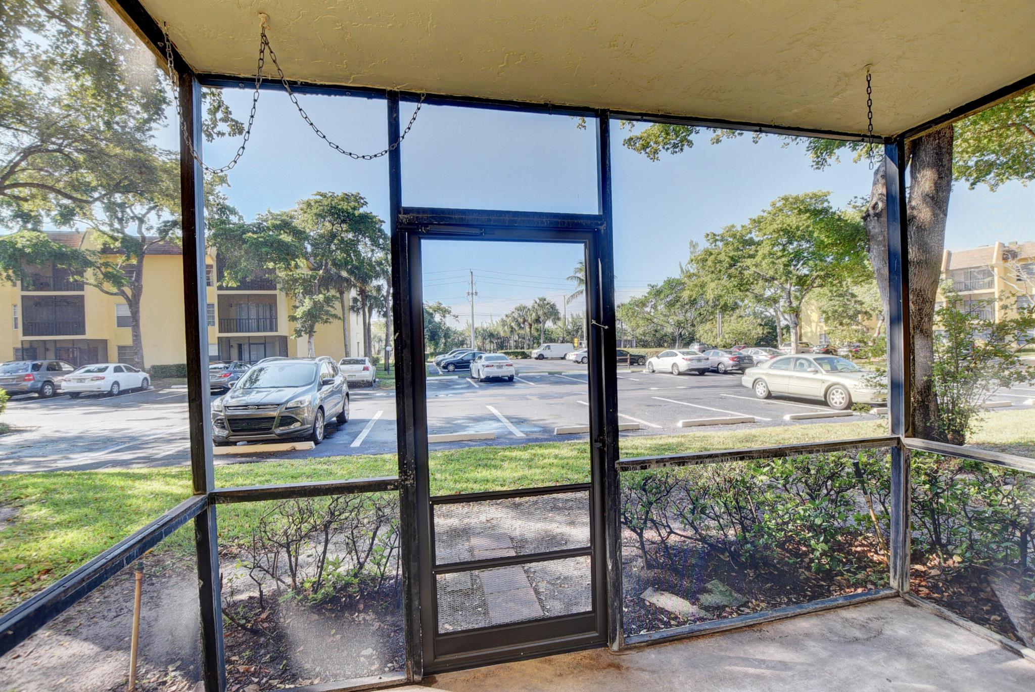 470 NW 20th Street 1050