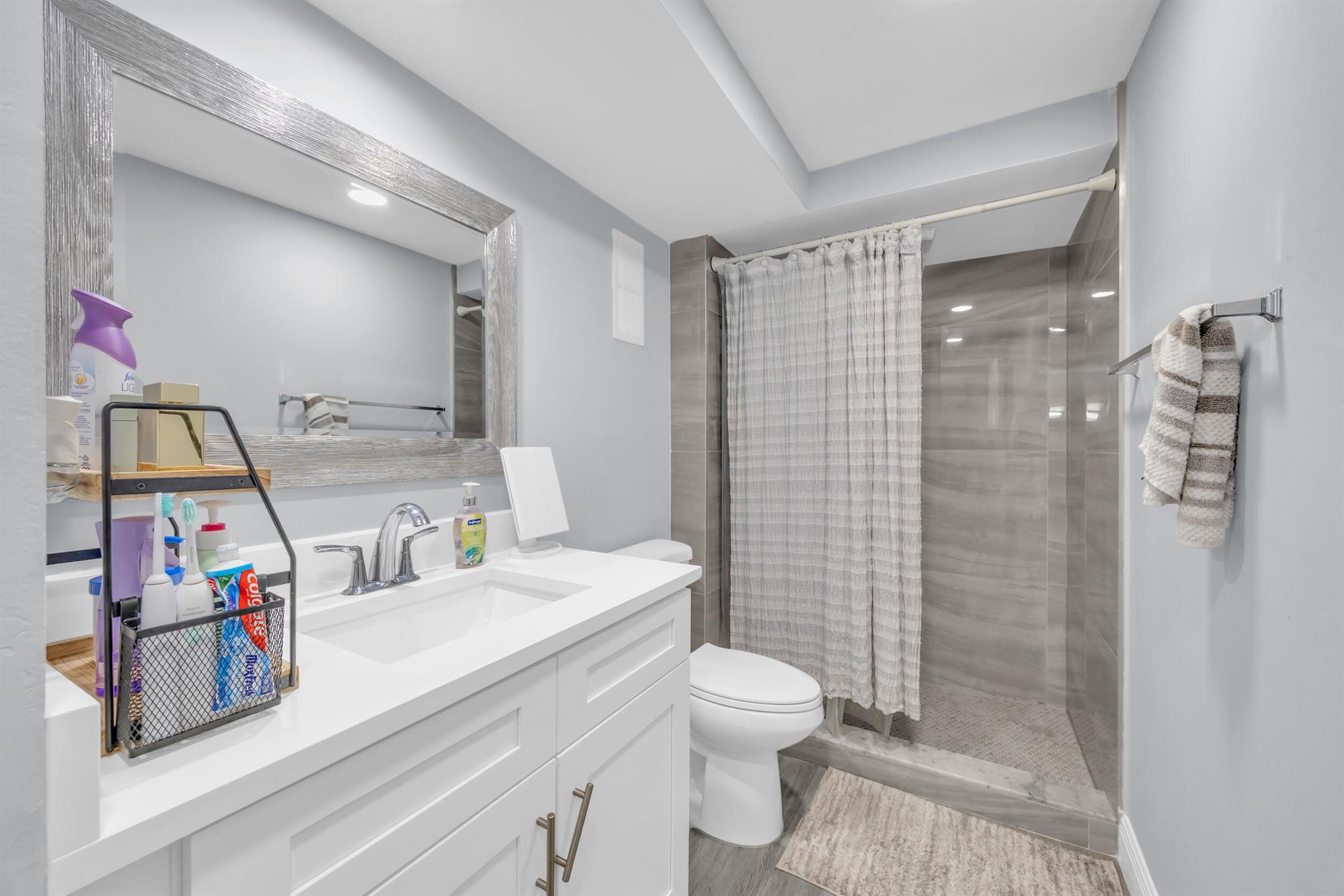 470 NW 20th Street 1050