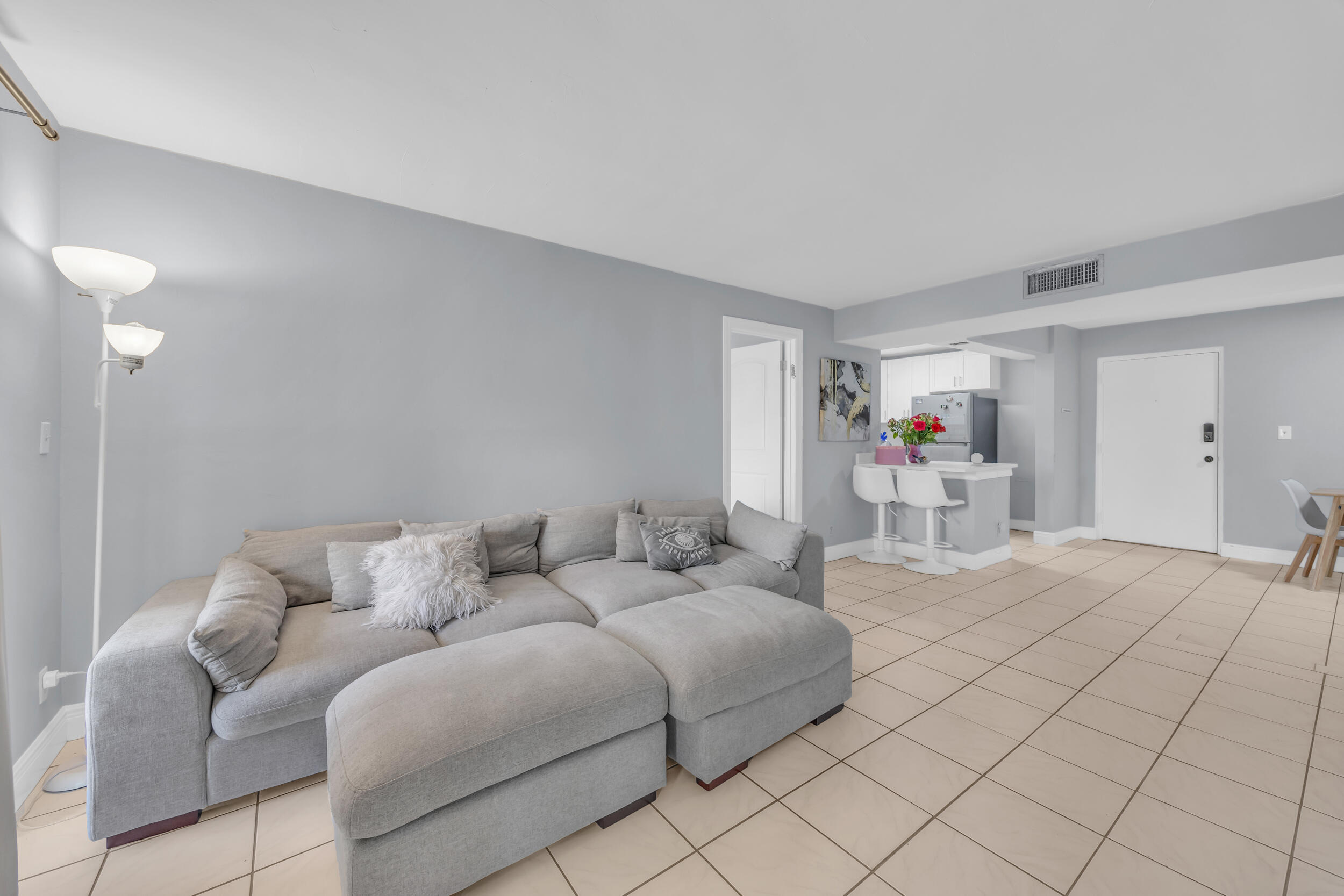 470 NW 20th Street 1050