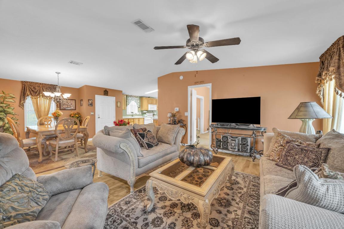 2904 Nine Iron Drive