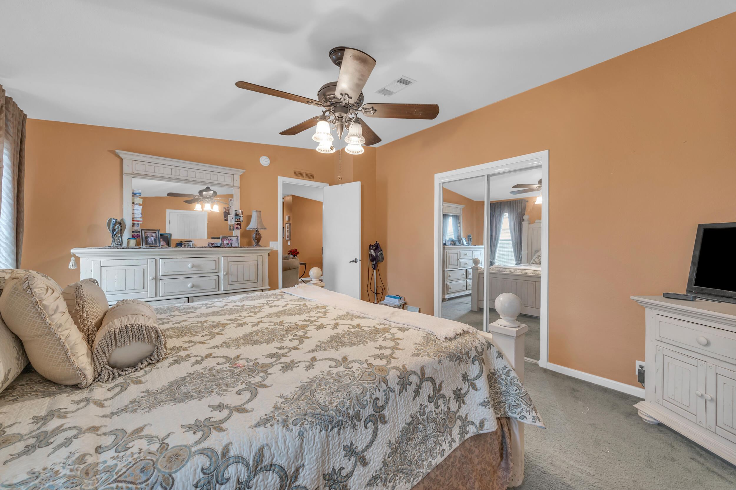 2904 Nine Iron Drive