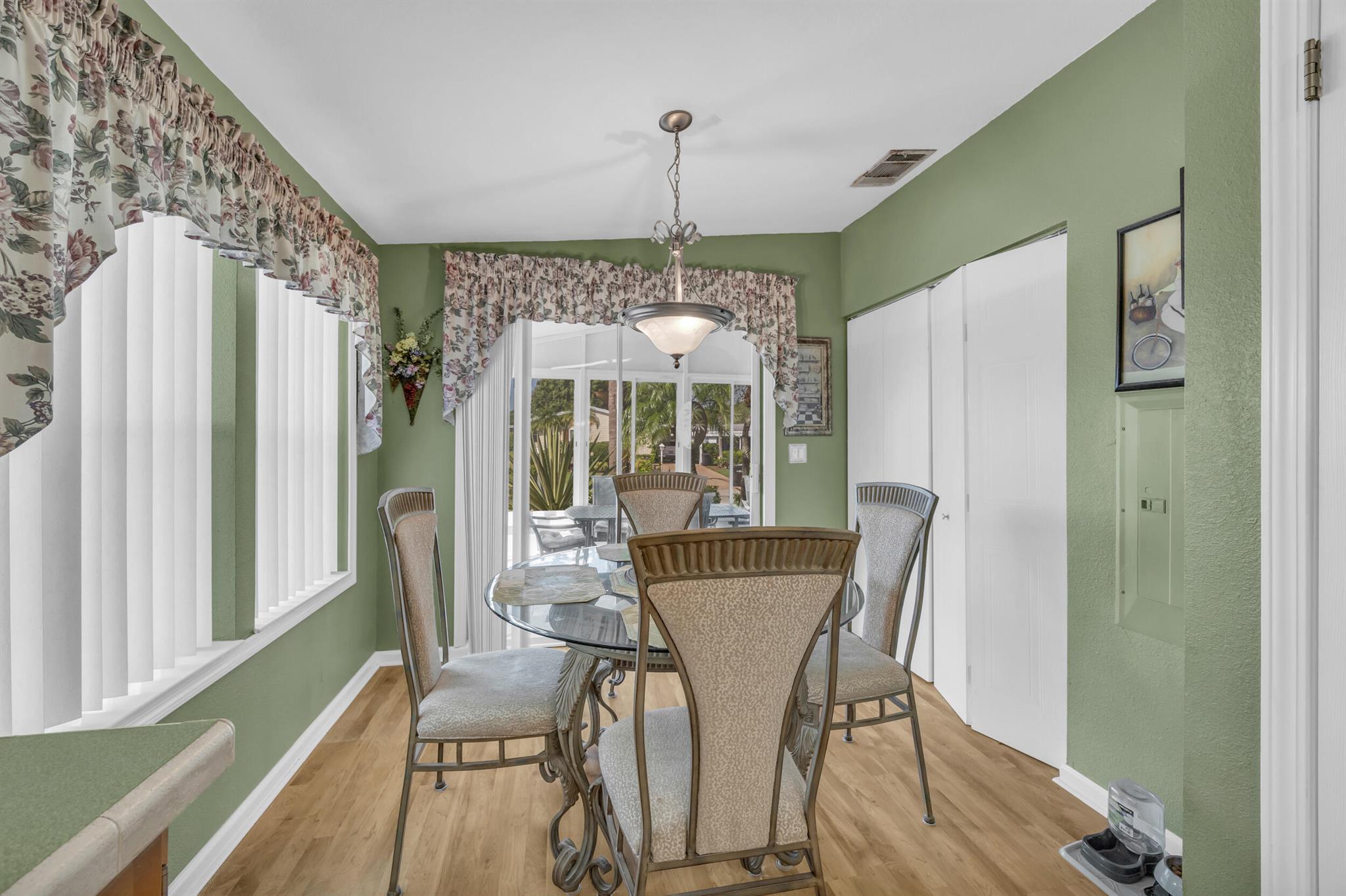 2904 Nine Iron Drive