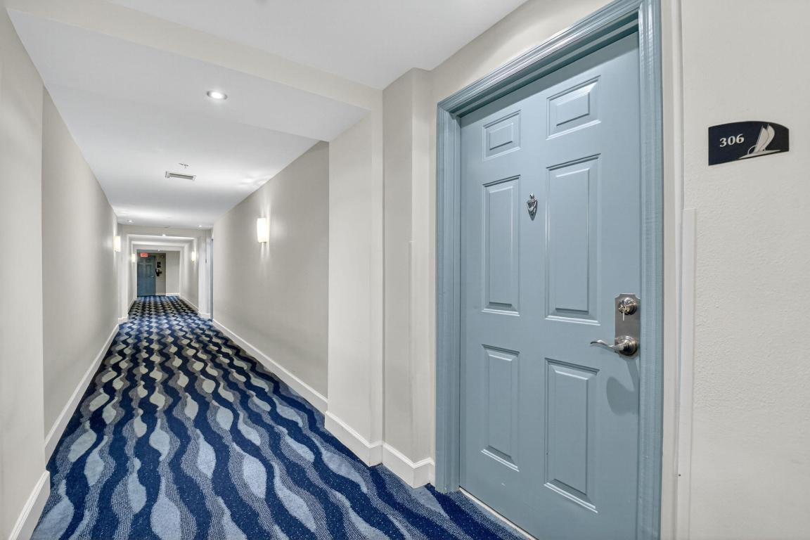 625 Casa Loma Boulevard 306