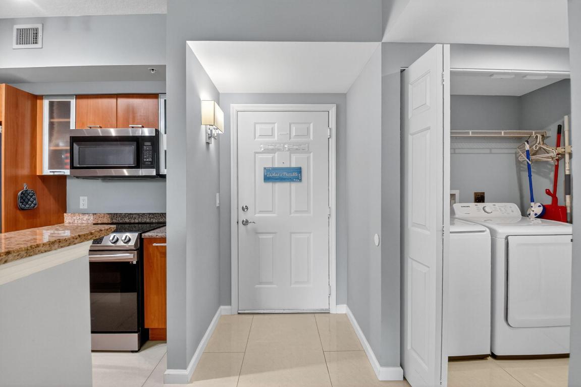 625 Casa Loma Boulevard 306