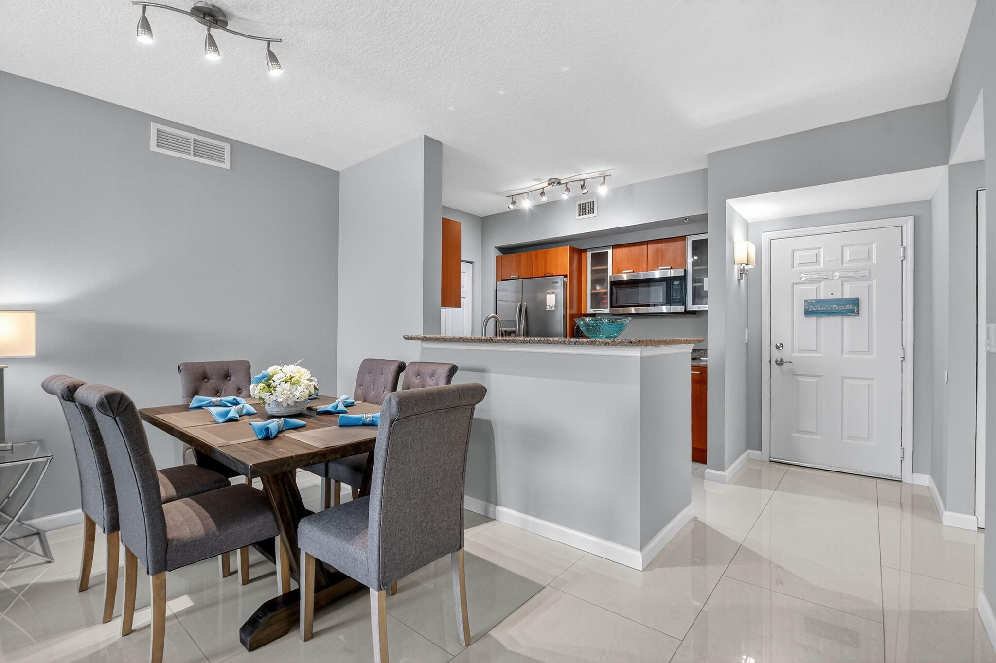 625 Casa Loma Boulevard 306