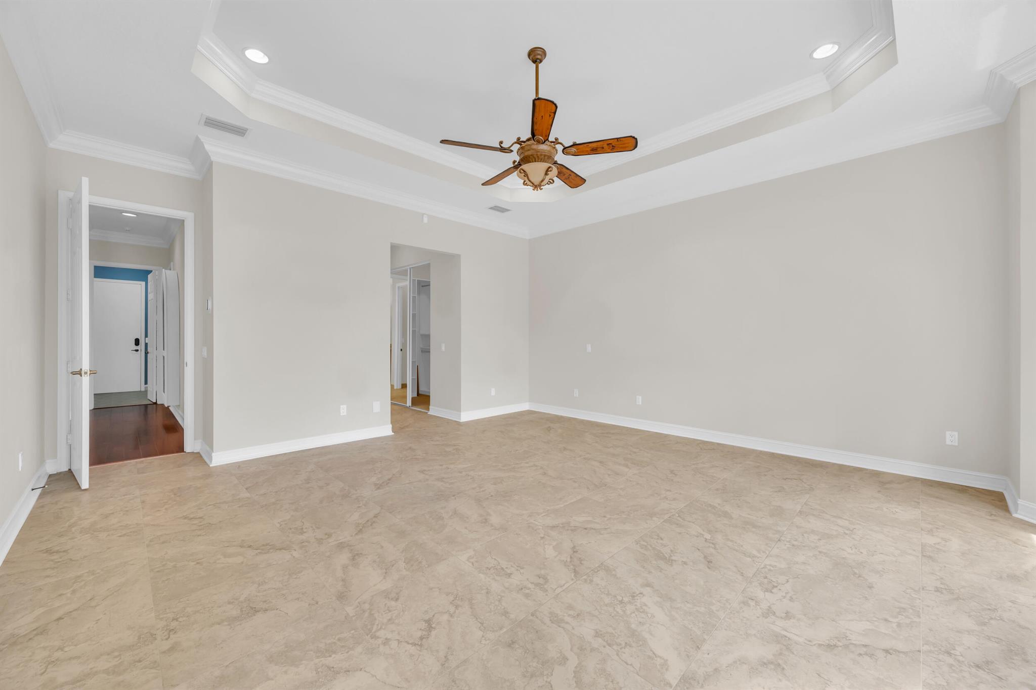 7071 Corning Circle