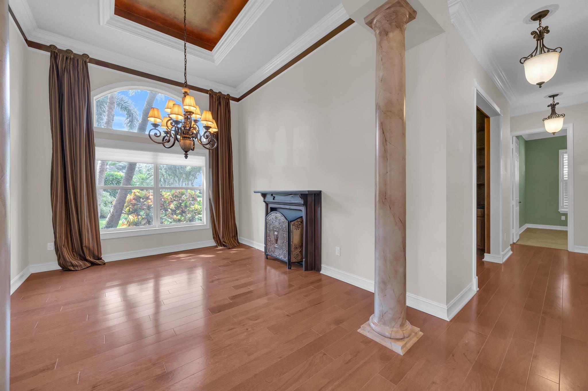 7071 Corning Circle
