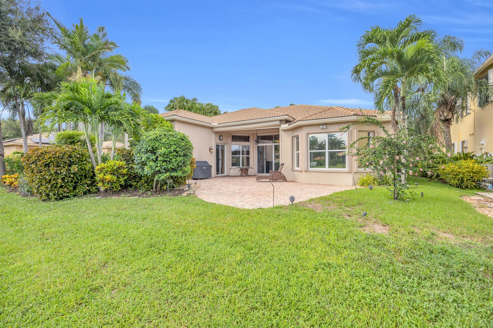 7071 Corning Circle