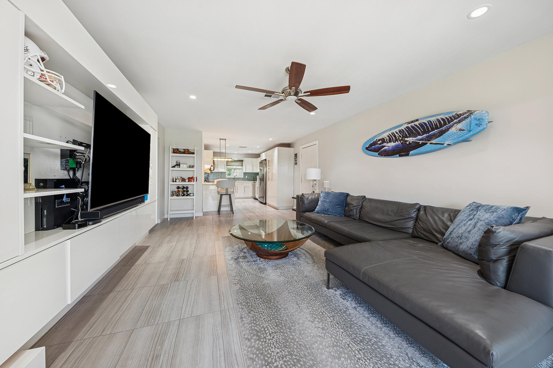 807 NE 1st Street 6w