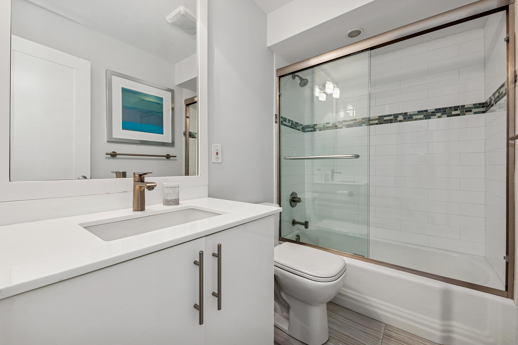 807 NE 1st Street 6w