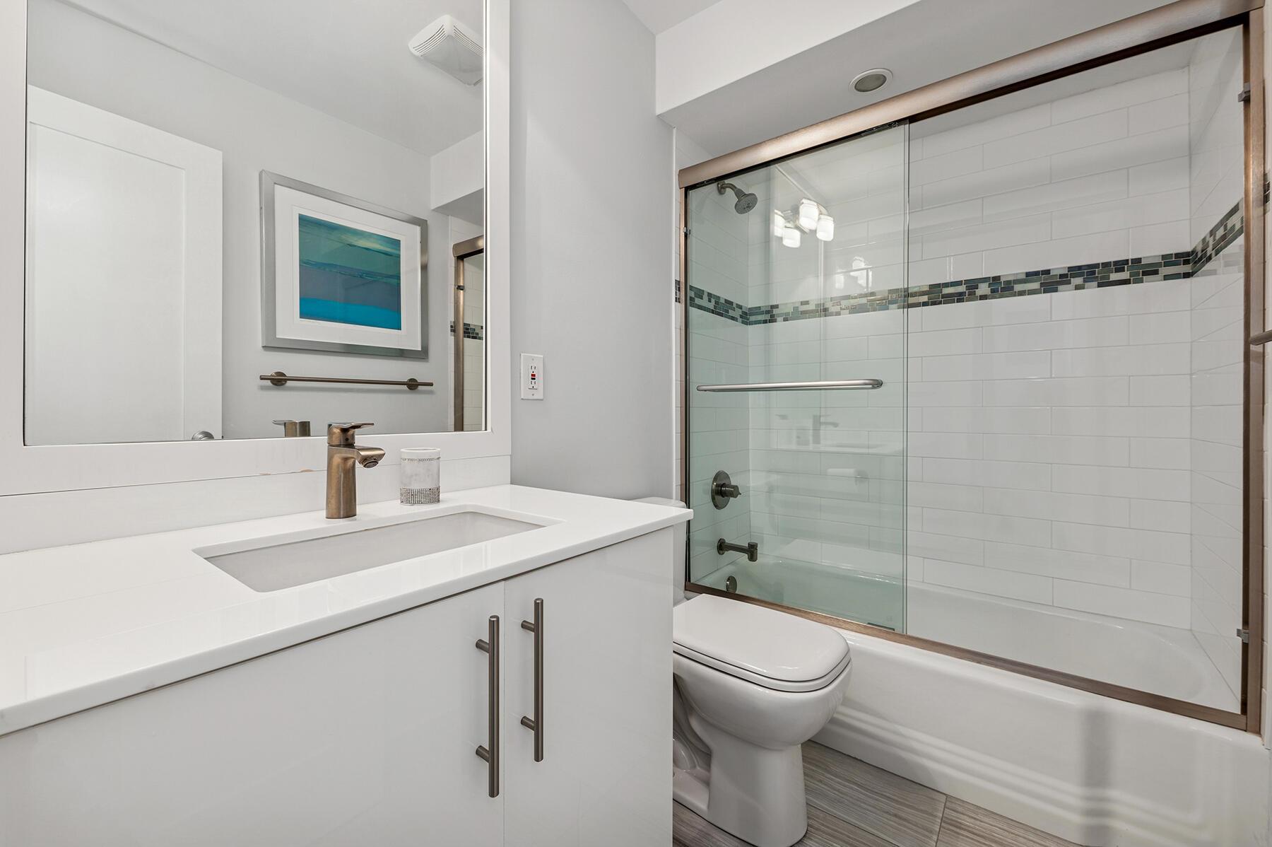 807 NE 1st Street 6w