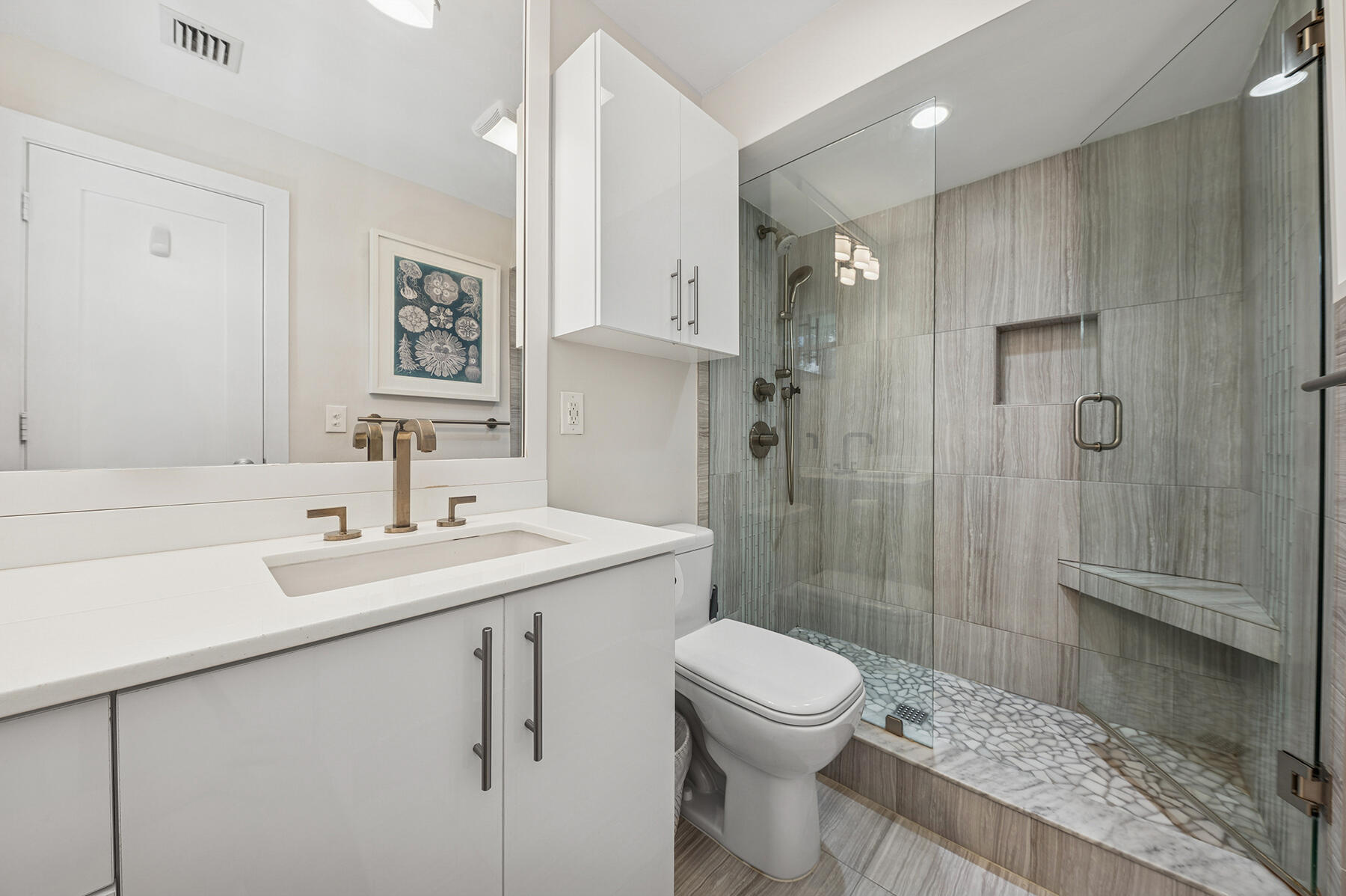 807 NE 1st Street 6w