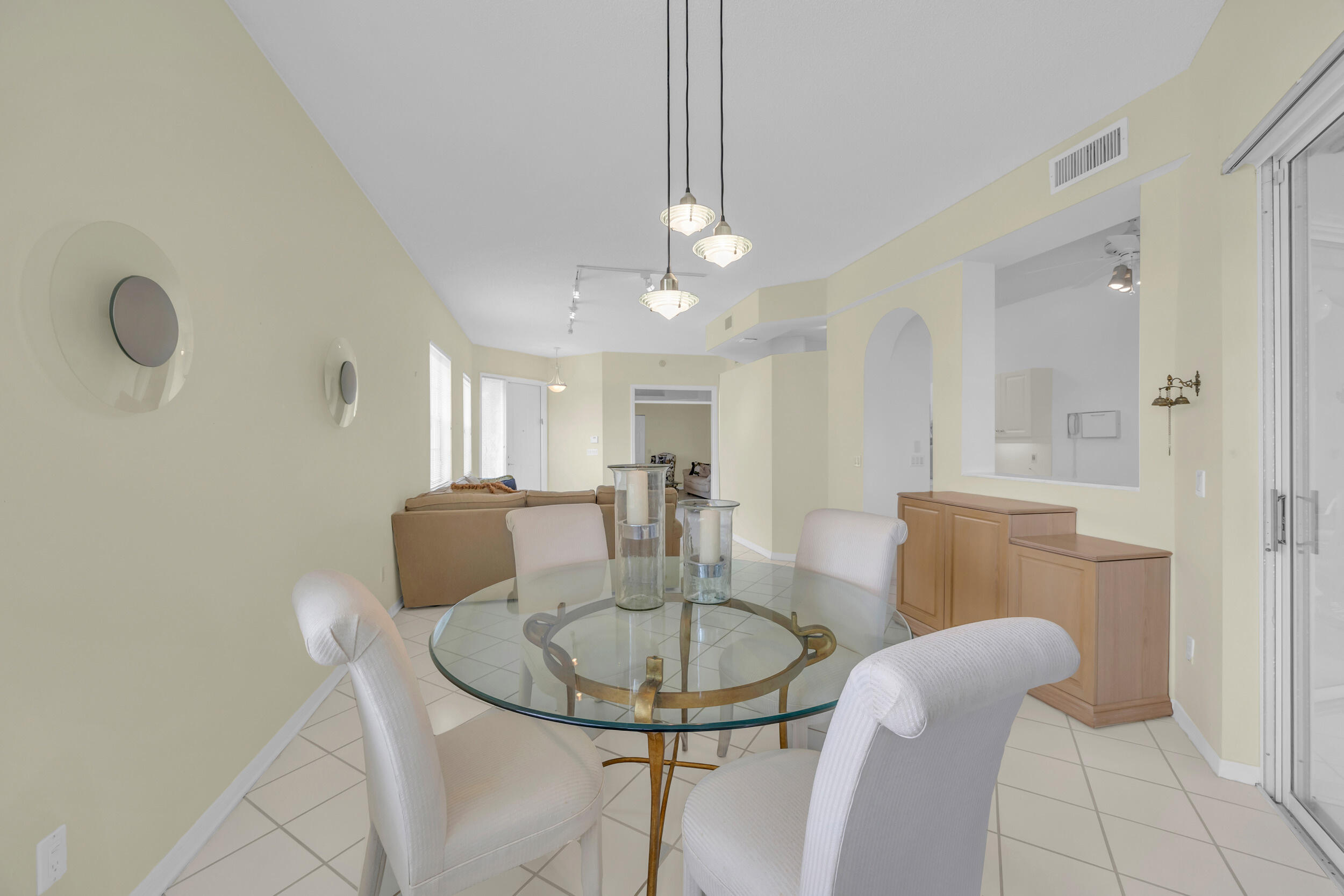 10172 Andover Coach Circle G2