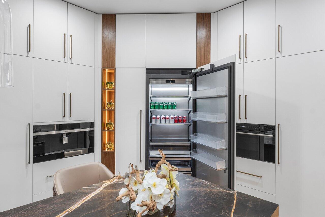 17709 Circle Pond Court