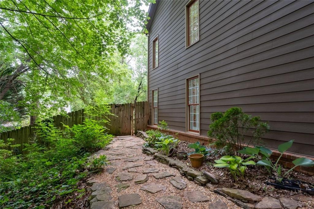 238 Ivy Glen Circle
