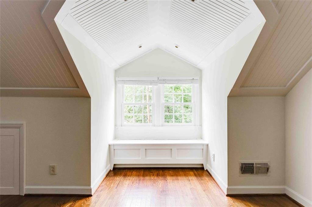 1251 Cumberland Road NE