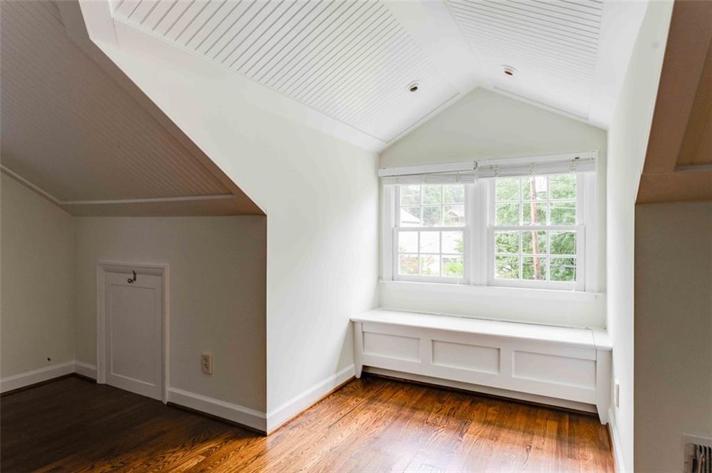 1251 Cumberland Road NE