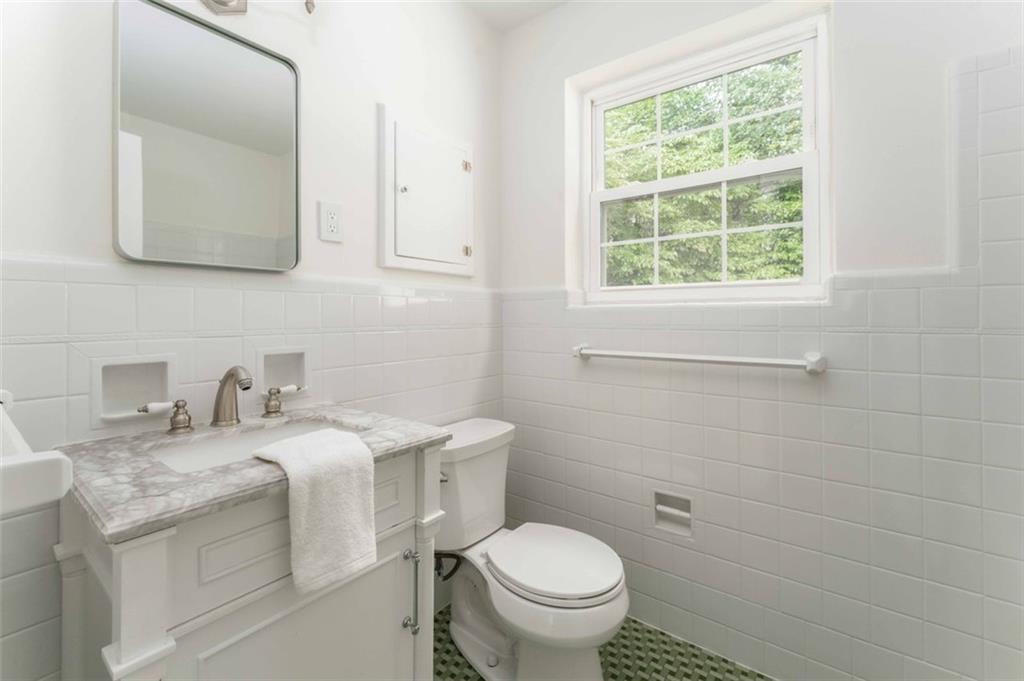 1251 Cumberland Road NE