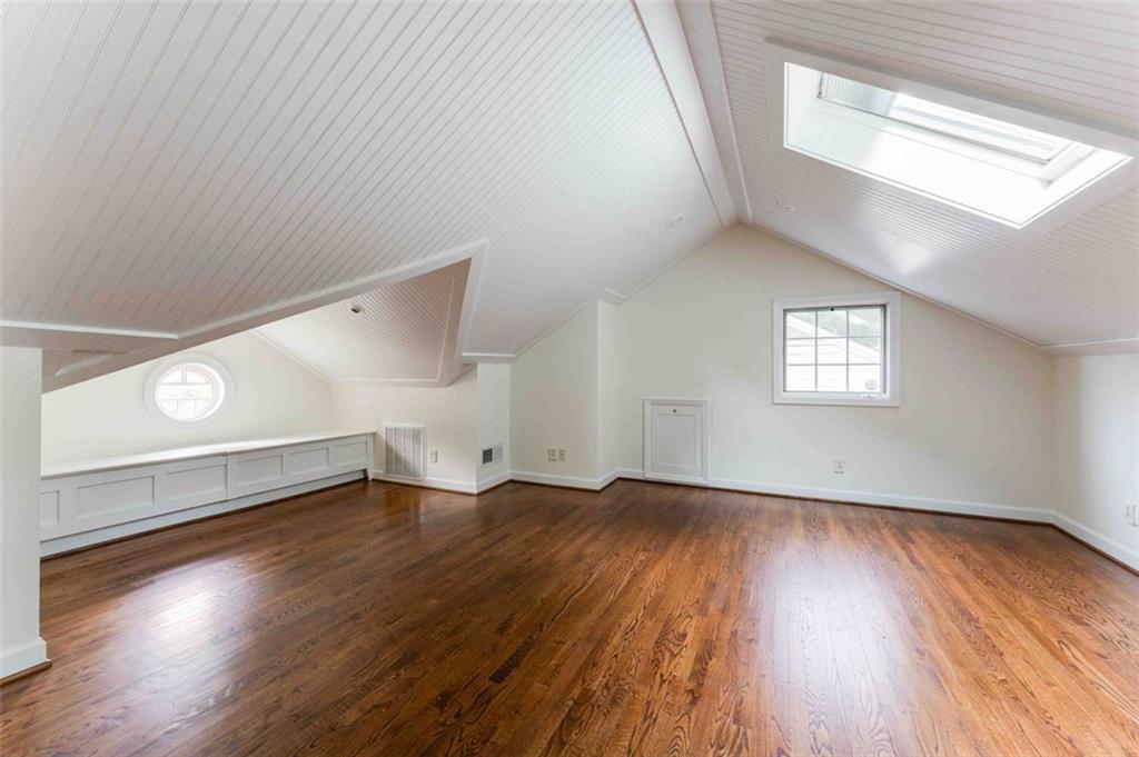 1251 Cumberland Road NE