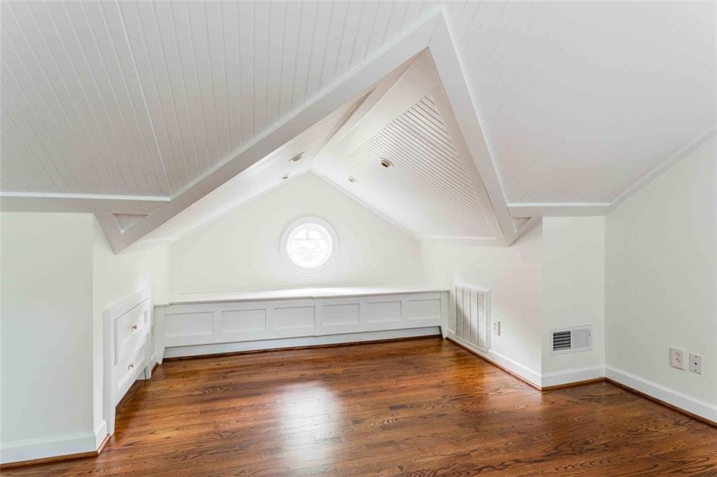 1251 Cumberland Road NE