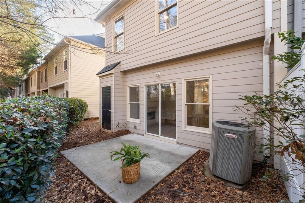 1270 Harris Commons Place