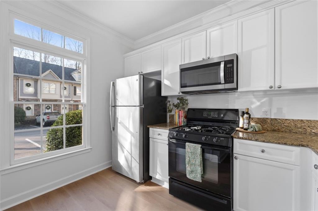 1270 Harris Commons Place