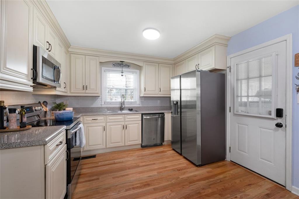 1162 Lanier Drive SW