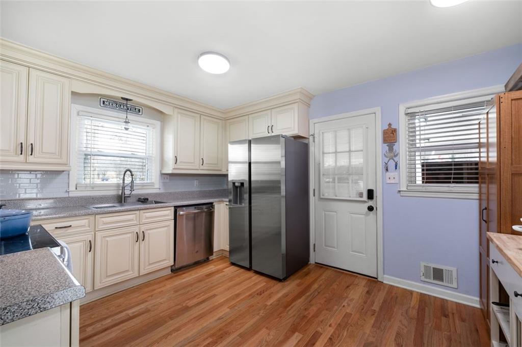 1162 Lanier Drive SW