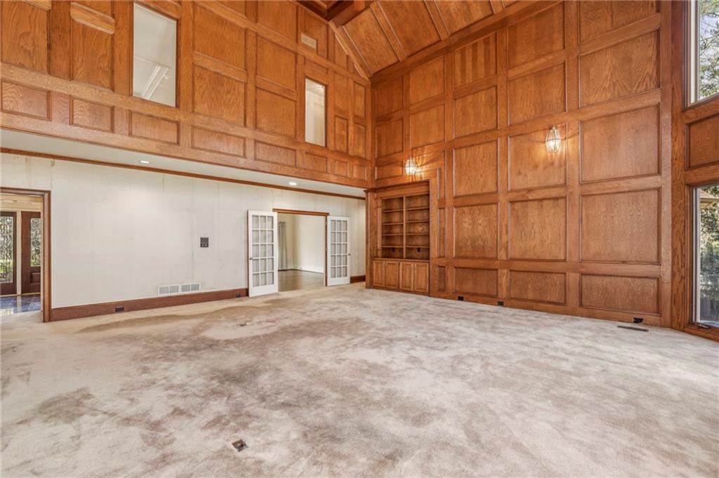 420 Rivertrail Court