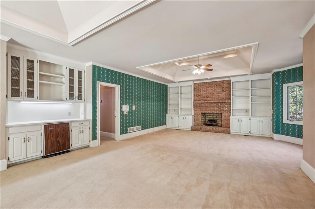 420 Rivertrail Court