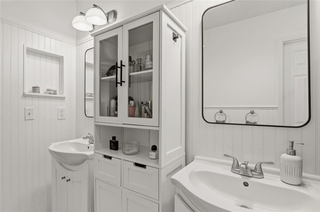 10445 Summer Creek Drive