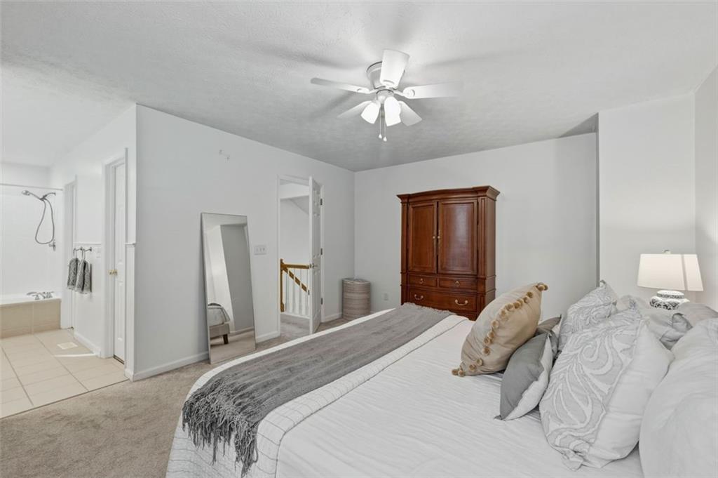 10445 Summer Creek Drive