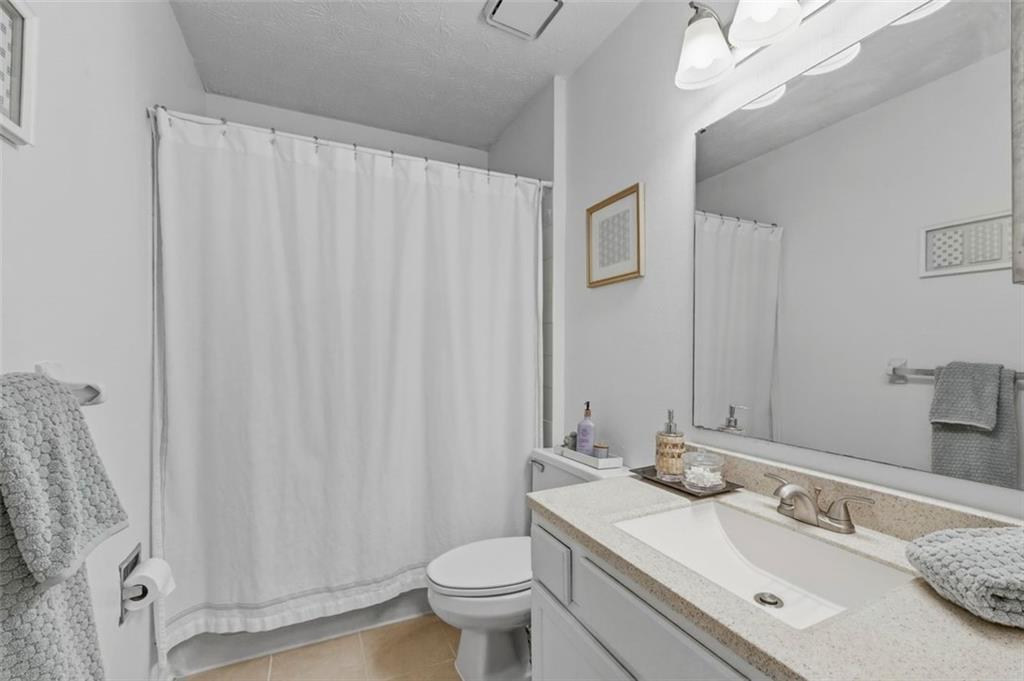 10445 Summer Creek Drive