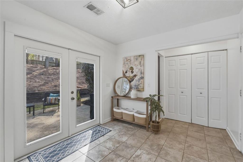 10445 Summer Creek Drive