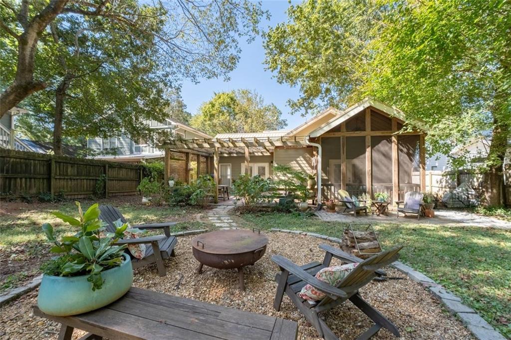 199 Locust Street NE