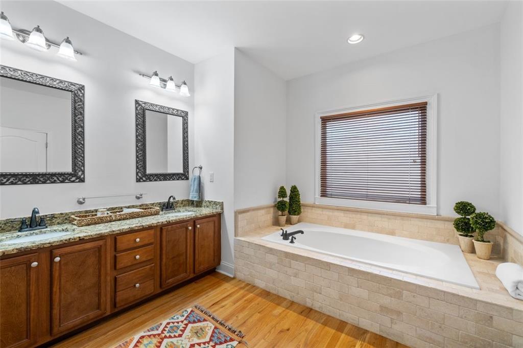 199 Locust Street NE