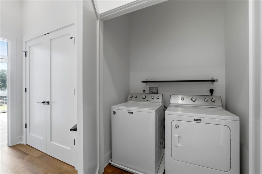1300 Memorial Drive SE Unit 16
