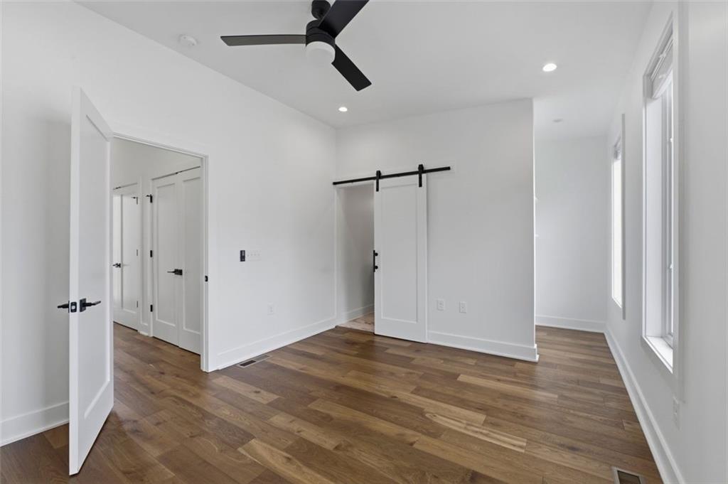 1300 Memorial Drive SE Unit 16