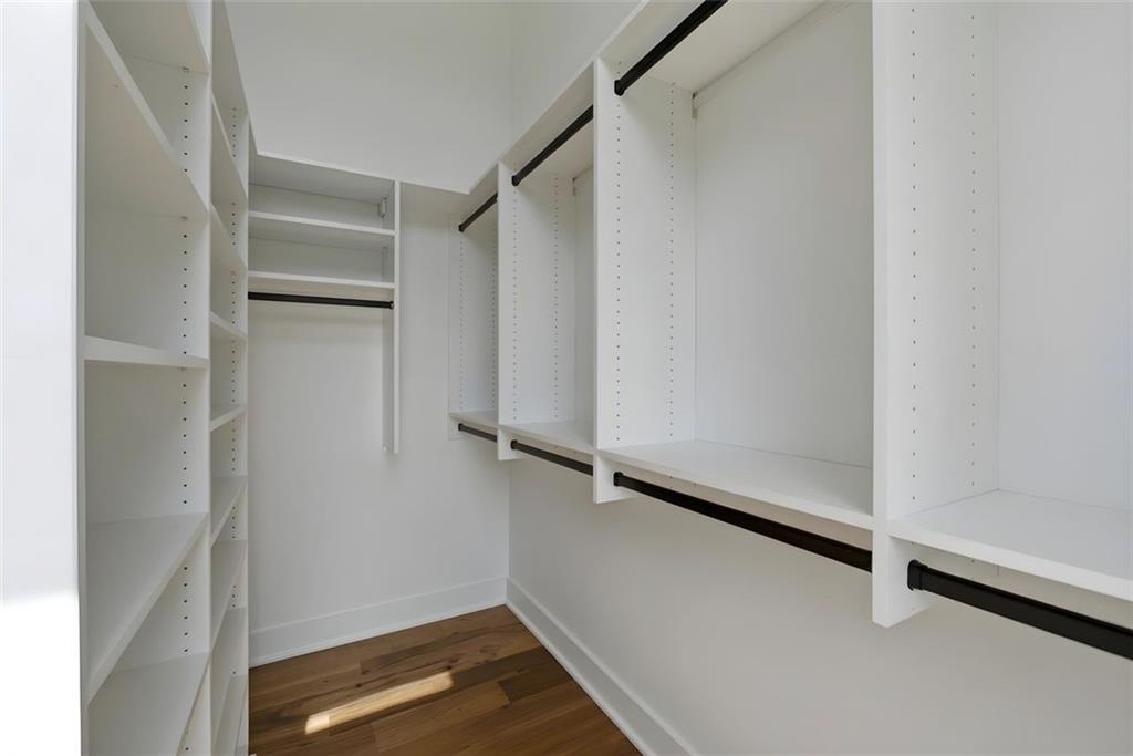 1300 Memorial Drive SE Unit 16