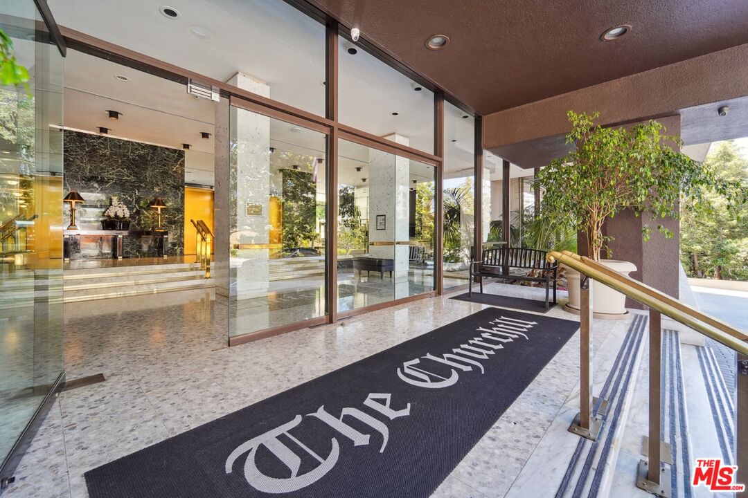 10450 Wilshire Blvd Unit: 6B