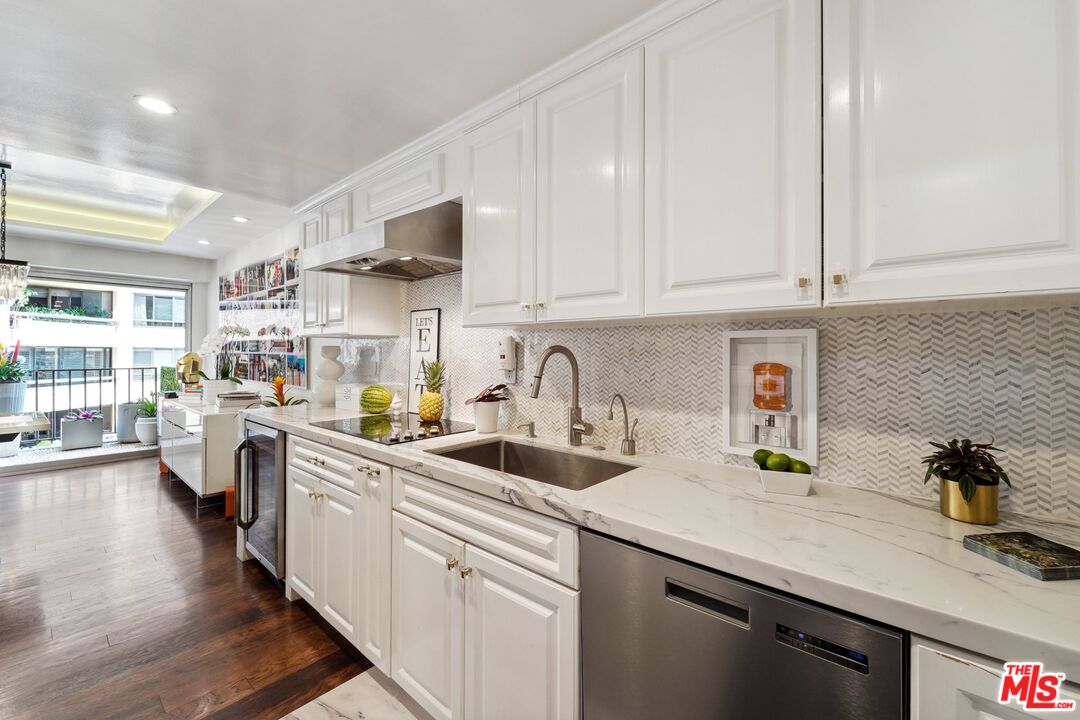 10450 Wilshire Blvd Unit: 6B