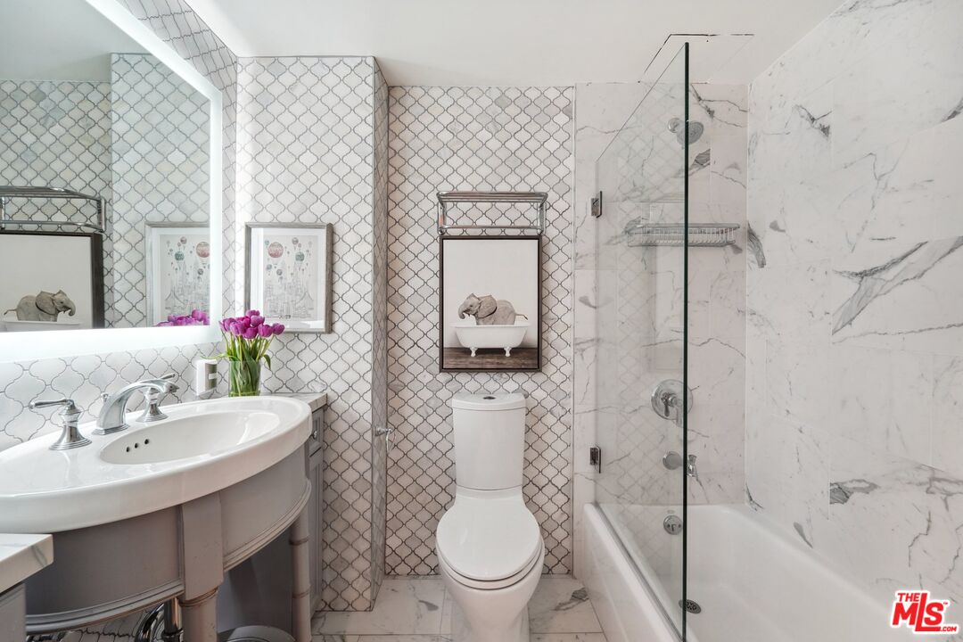 10450 Wilshire Blvd Unit: 6B