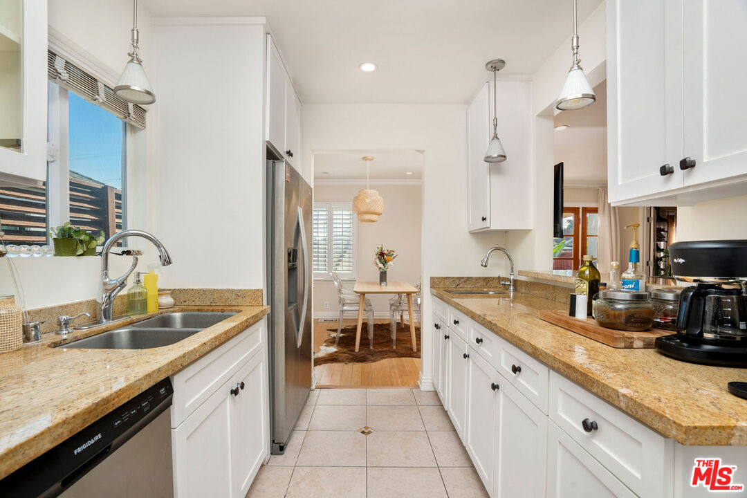 838 Commonwealth Ave