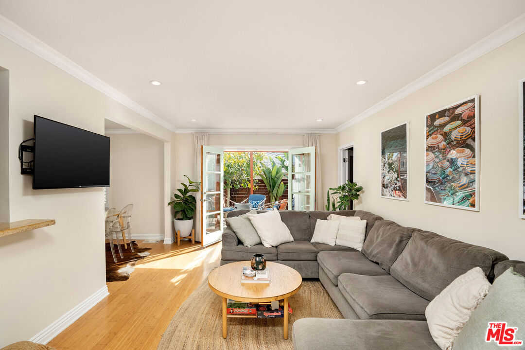 838 Commonwealth Ave