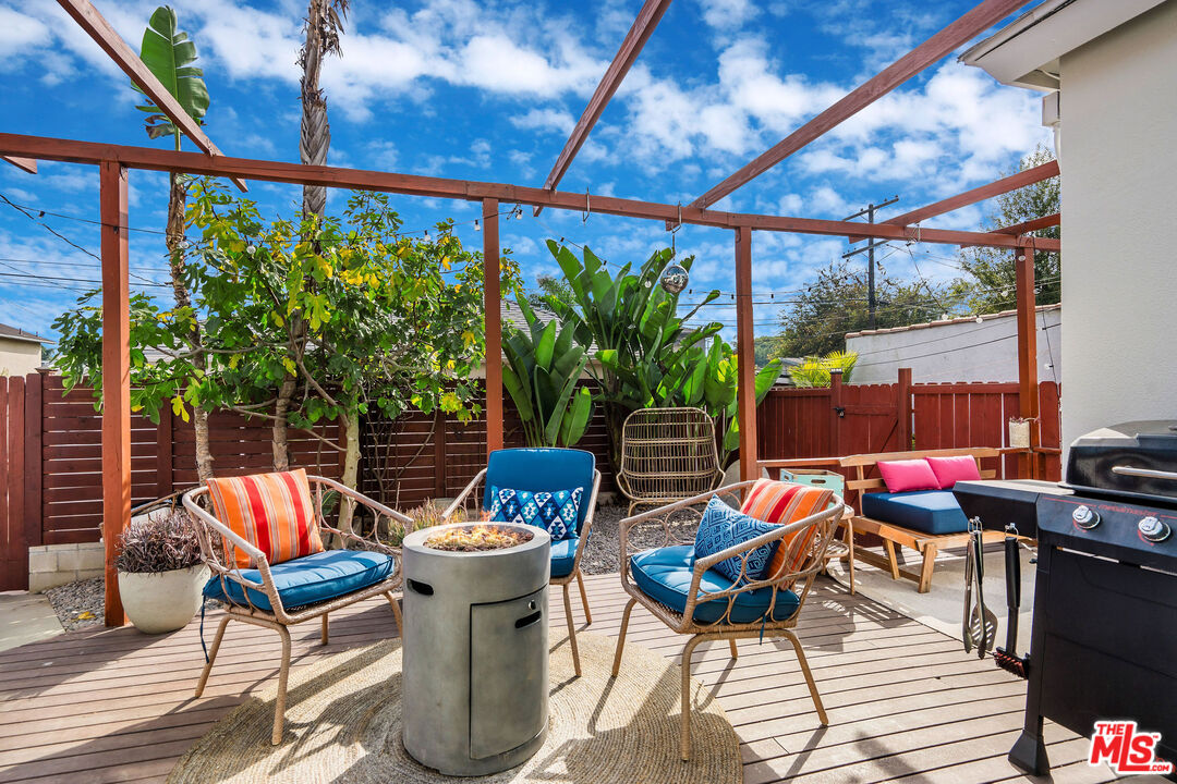 838 Commonwealth Ave