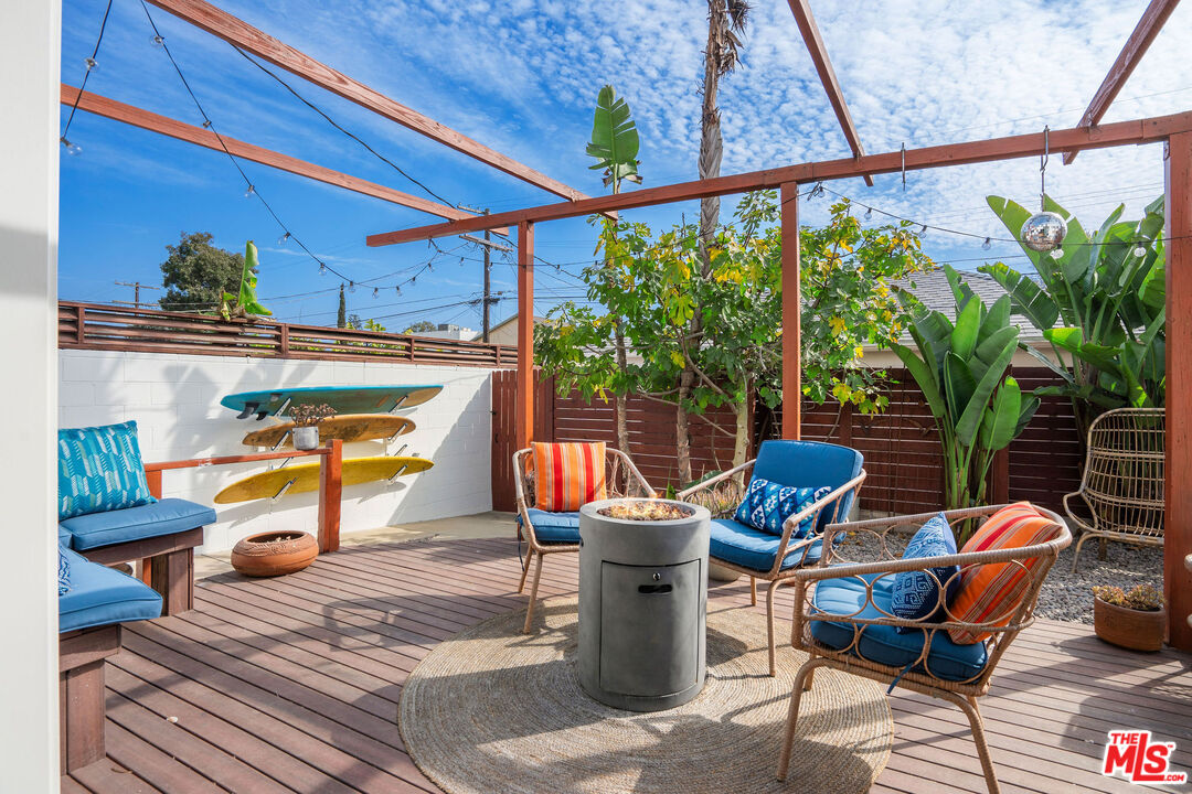 838 Commonwealth Ave